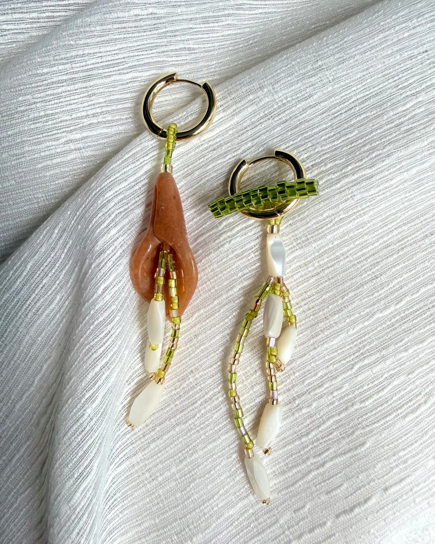 Calla Earrings in Pistachio