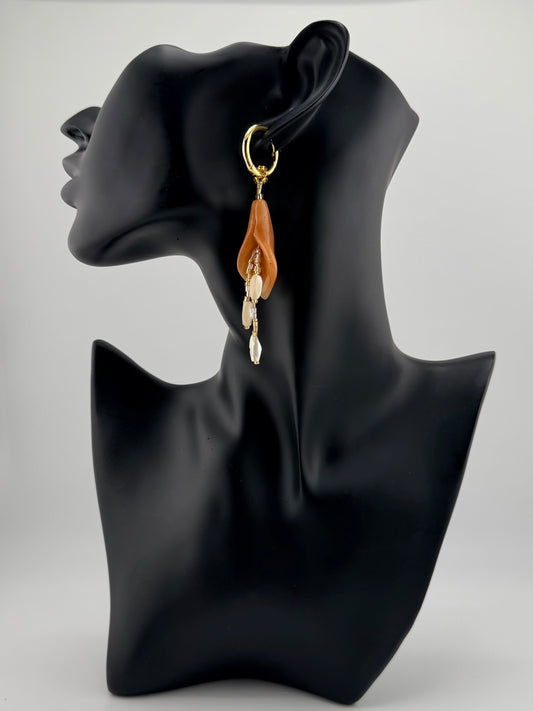 Calla Earrings in Gold