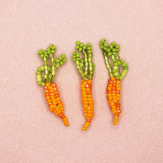Wild Carrot Charm