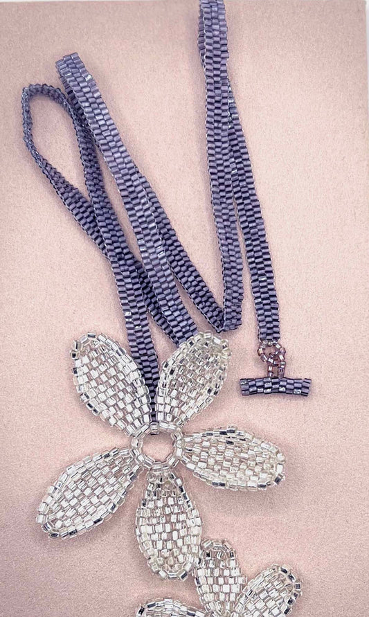 Trios Fleurs Necklace