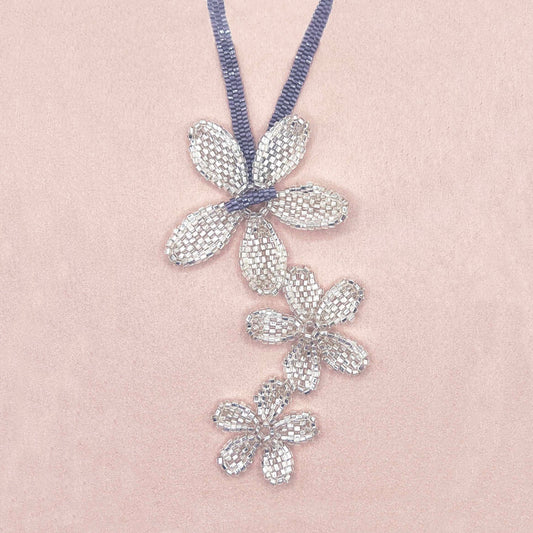 Trios Fleurs Necklace